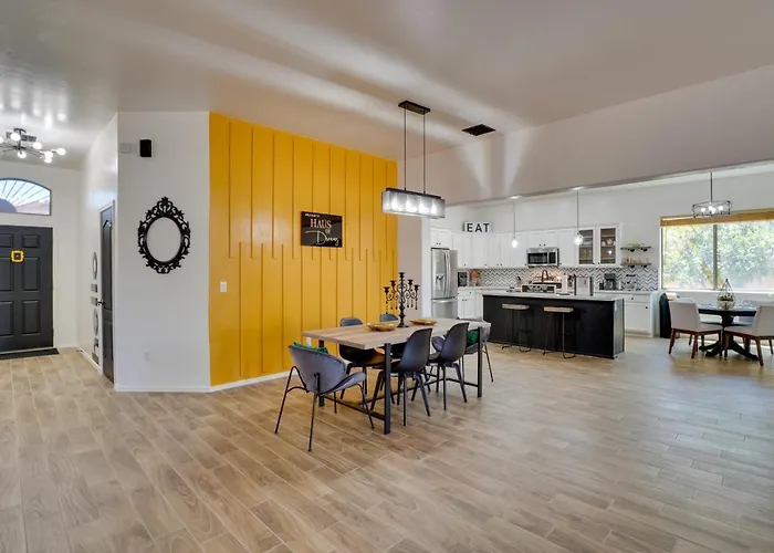 14 Mi To Dtwn: Escape W/ Patio! *